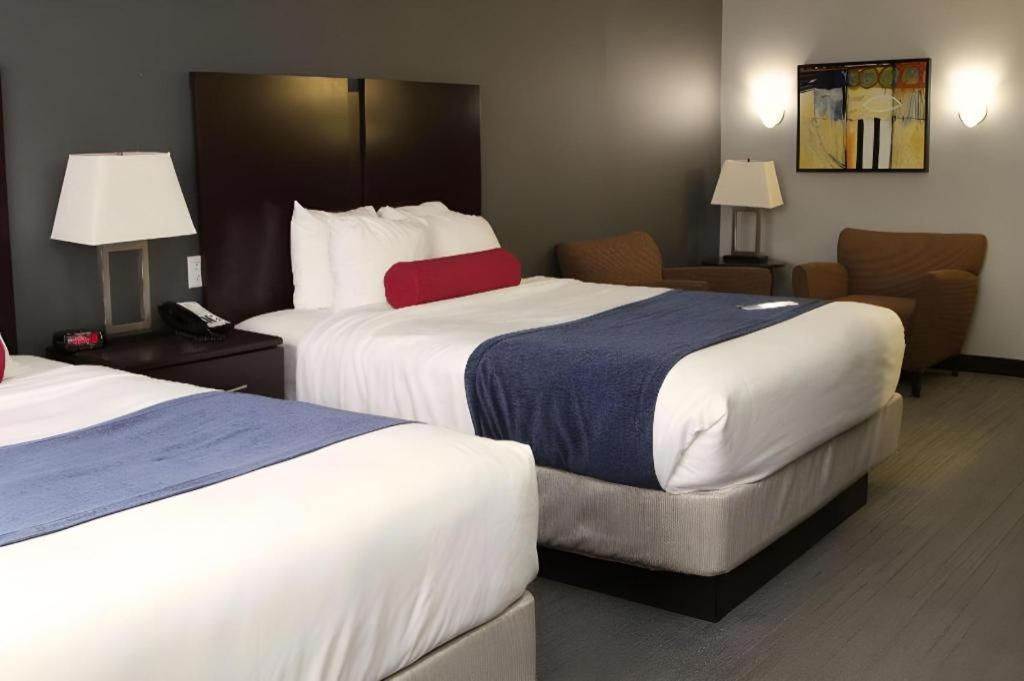 Best Western Plus Olathe Hotel Екстериор снимка