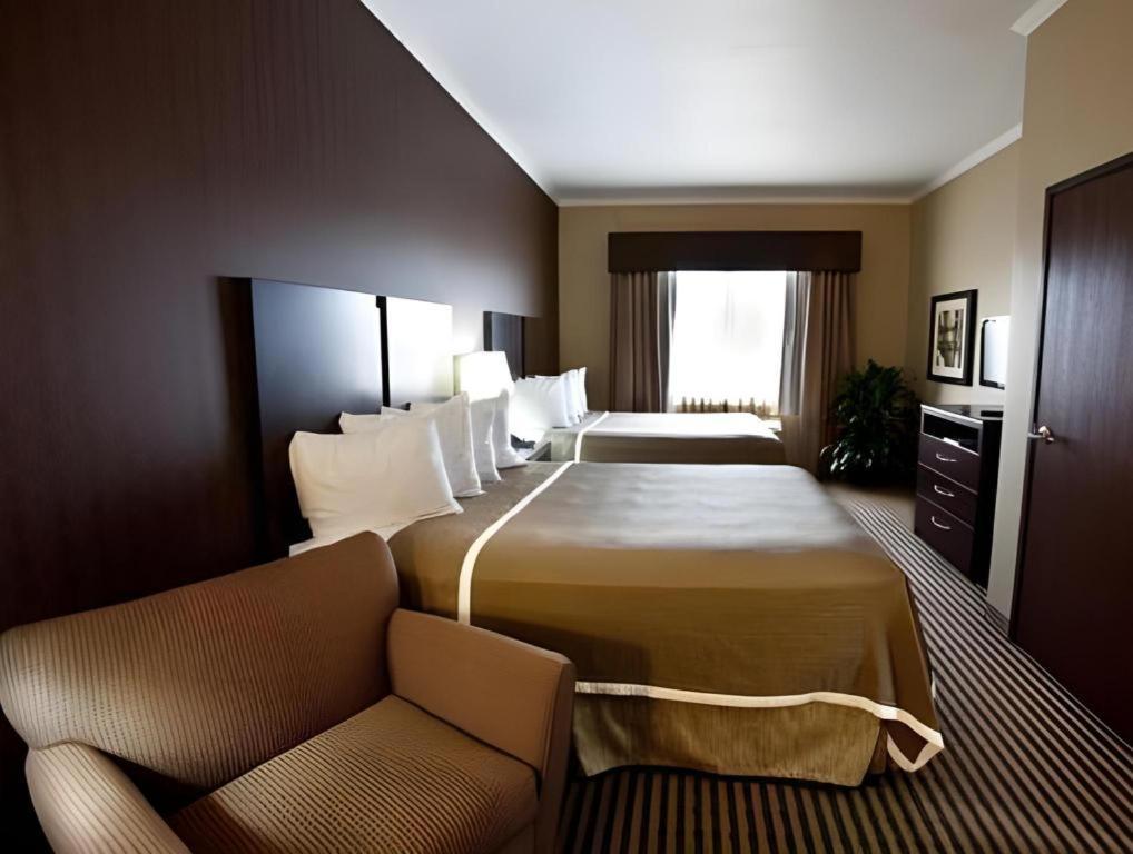 Best Western Plus Olathe Hotel Екстериор снимка